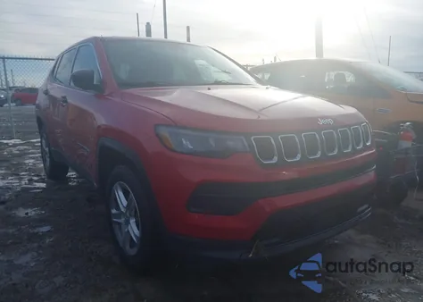 2023 Jeep Compass Sport 4X4 z USA, uszkodzony, nr VIN 3C4NJDAN9PT536236